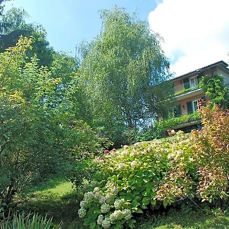 La Casa In Collina 3*